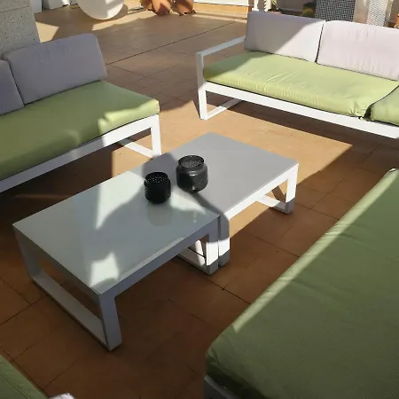 Modern Terrace Living Apartamento